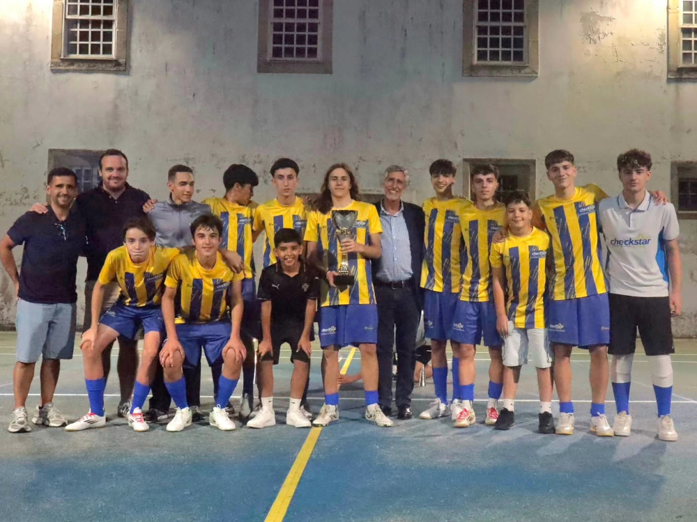 Leia mais sobre Presidente da Câmara marcou presença na final do Torneio São