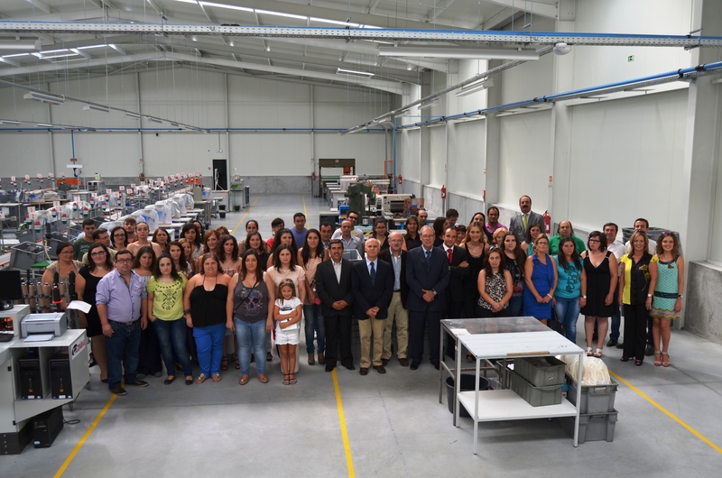 Leia mais sobre Presidente da Câmara inaugura unidade fabril de calçado em Cabeceiras de Basto