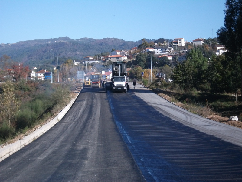 Leia mais sobre Obras na Variante Sul em Cabeceiras de Basto avançam a bom ritmo