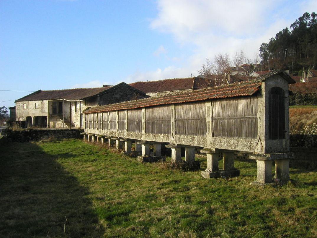 Espigueiro da Casa de Fundevilla, Carrazedo